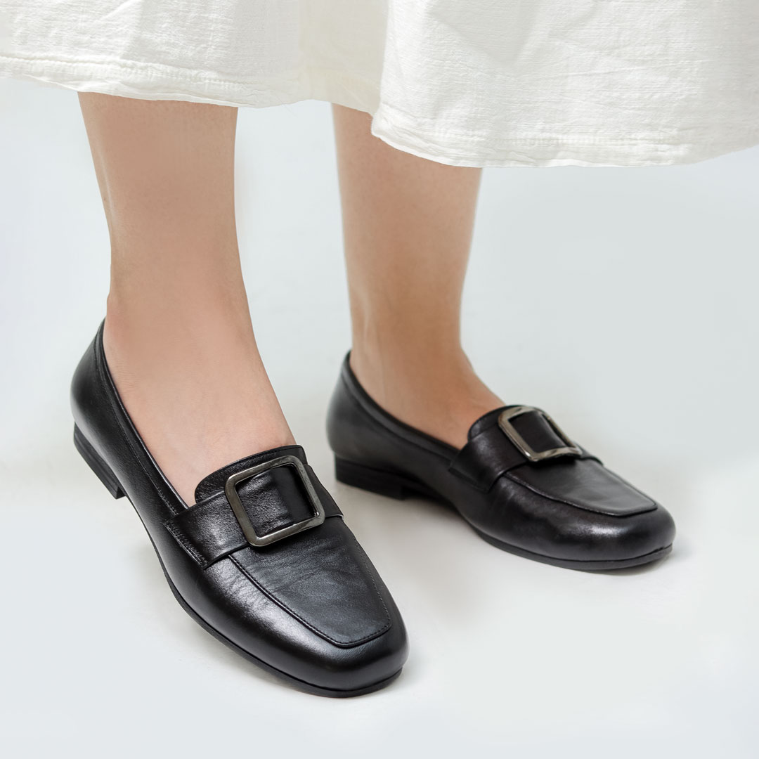 پاخور کالج زنانه چرمی 125