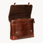 دیزاین کیف اداری سگک دار چرمی