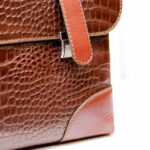 دیتیل کیف اداری سگک دار چرمی