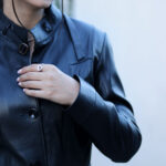 جزییات کت زنانه چرم قد کوتاه مدل سایه