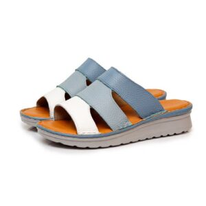 صندل طبی زنانه چرمی ۱۱۰۲ سفید و آبی